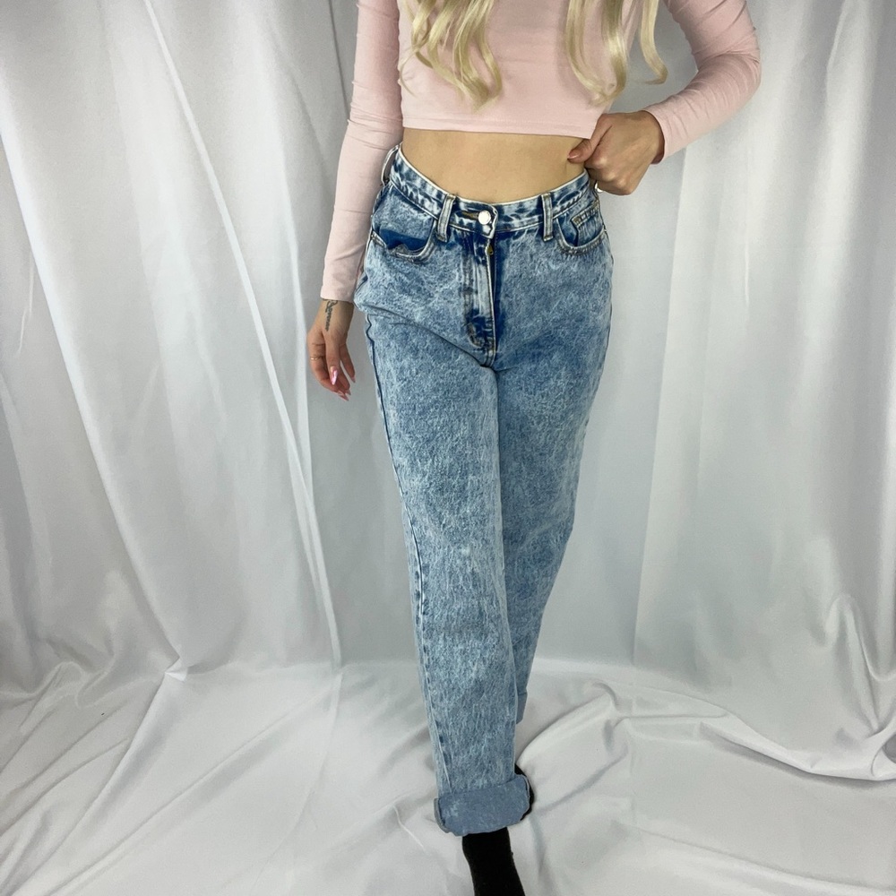 PLT acid wash mom jeans size 6/27